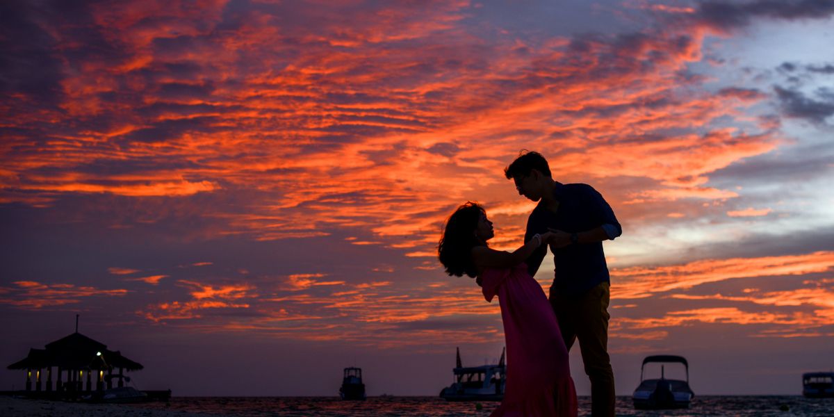 Read more about the article 12 reasons why you need a girlfriend