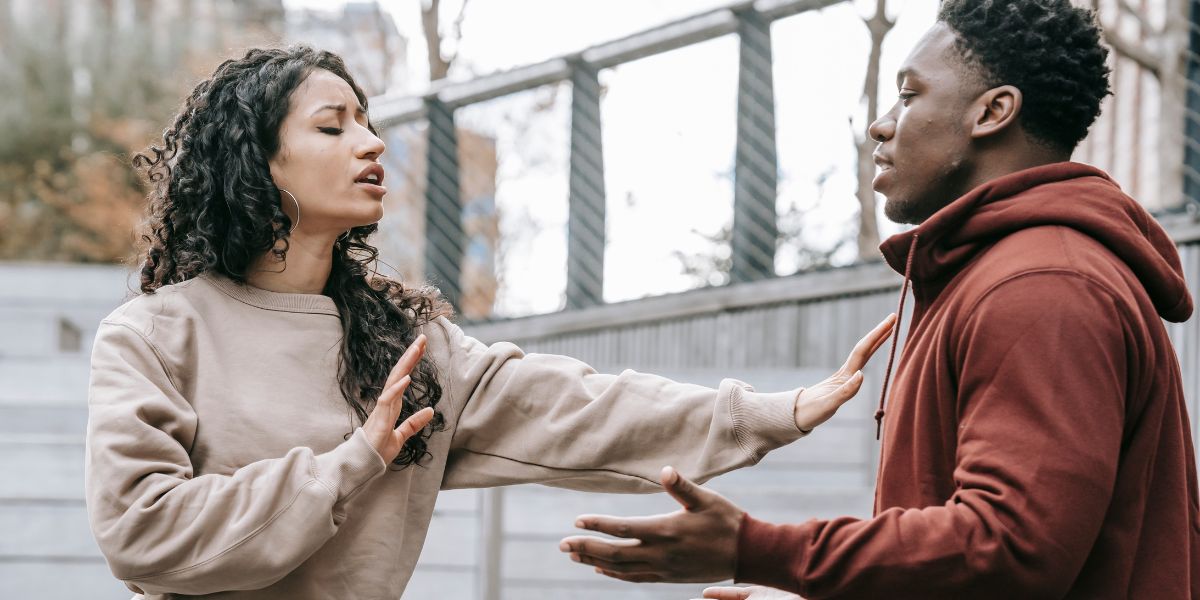 Read more about the article 11 reasons why is your crush not accepting your proposal
